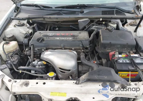 2005 Toyota Camry Le z USA, uszkodzony, nr VIN 4T1BE32K45U393779